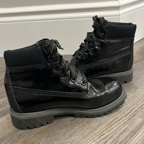 EEUC Timberland Black Patent Waterproof Boots - Picture 6 of 11